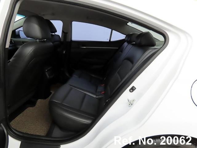  Hyundai / Avante Stock No. 20062